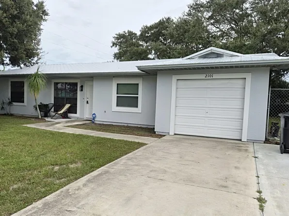 2101 SW IDAHO Lane, Port St Lucie, FL 34953