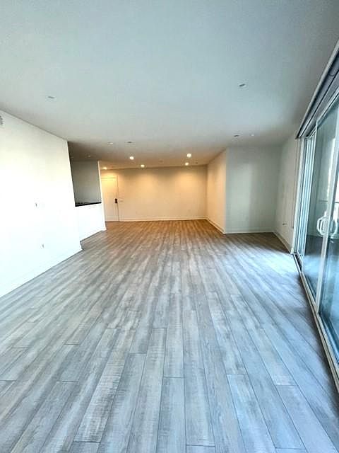 1st image of 1157 S Bundy Dr APT 302