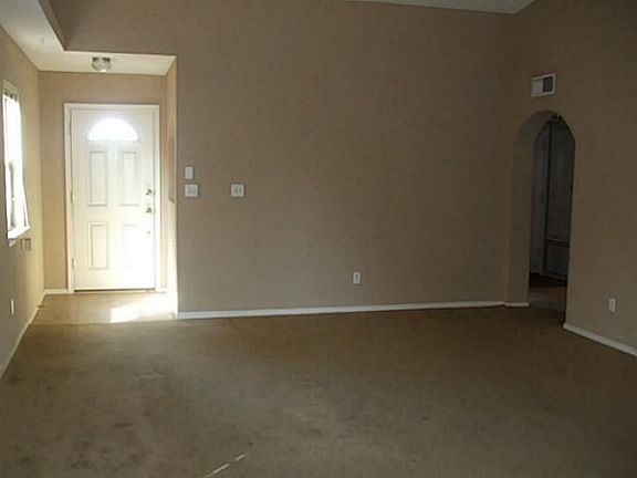 4th image of 11789 Autumn Wheat Dr