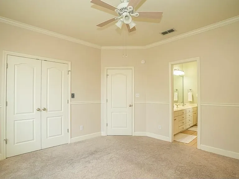 7001 Shadow Brooke St — Photo 22