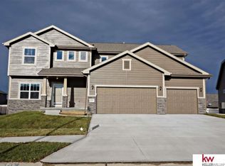20606 Larimore Ave, Elkhorn, NE 68022