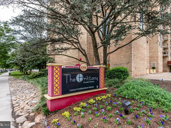 4500 S Four Mile Run Dr APT 803, Arlington, VA 22204