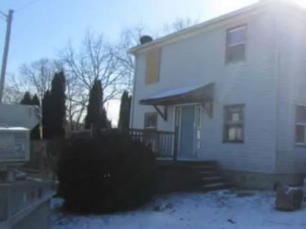 56 Van Voorhis Ln, Van Voorhis, PA 15366