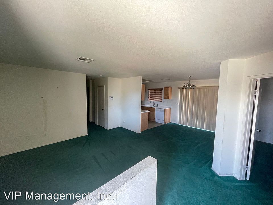 1st image of 15738 Pine Bluff Ct