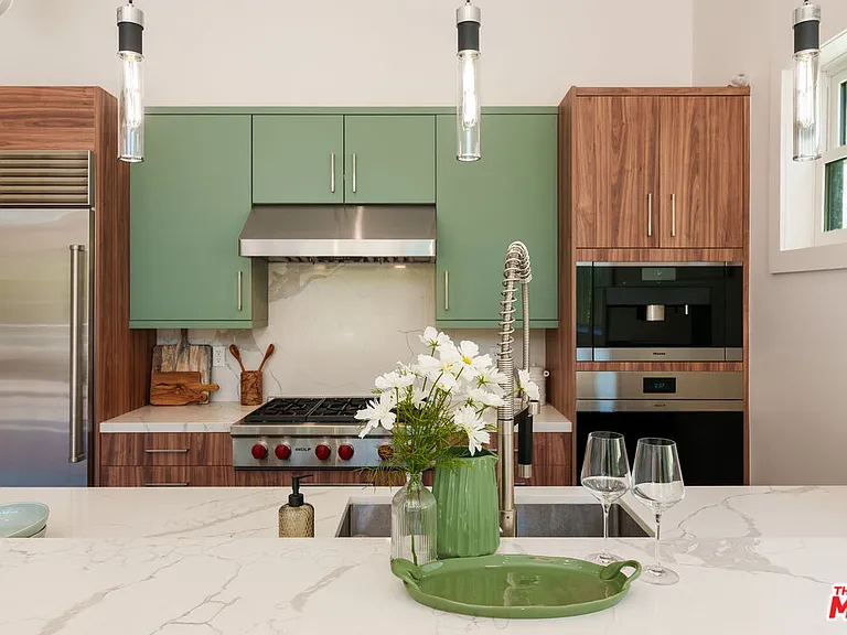 443 W Avenue 37 — Photo 14