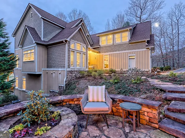 19 Parkview Ct, Clayton, GA 30525