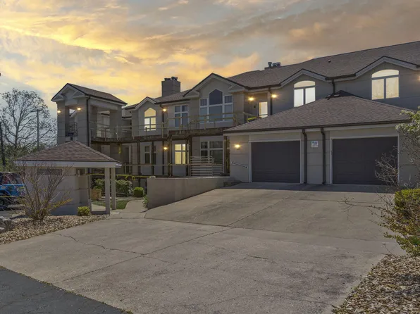 120 Oxford Ct APT 2, Branson, MO 65616