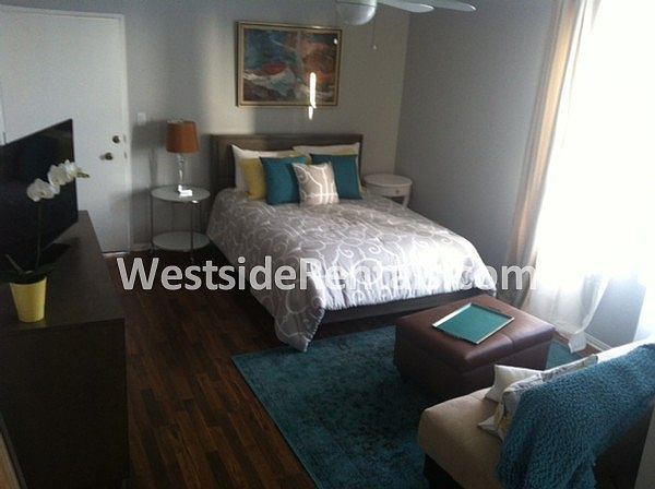 1st image of 2304 S Carmelina Ave APT 4
