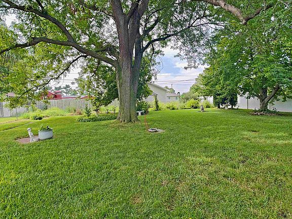 4th image of 2123 Indian Acres Dr