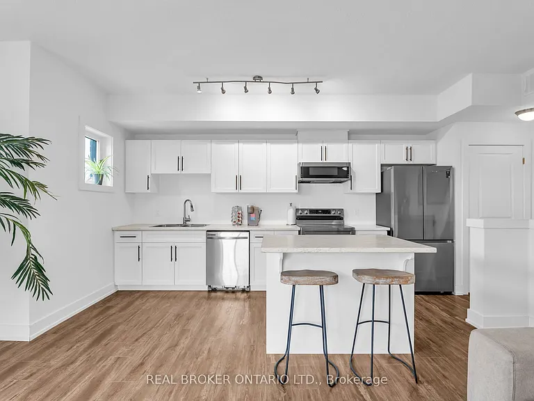 17 Centre St #311 — Photo 12