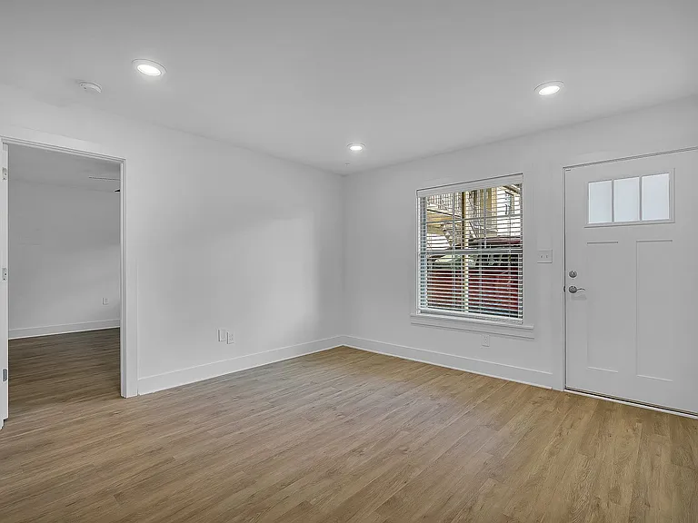 Greenview Apartments - Forest Park — Photo 19