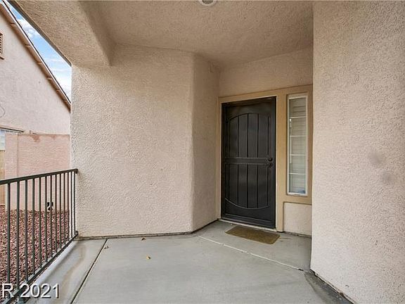 2nd image of 2764 Gallant Hills Dr