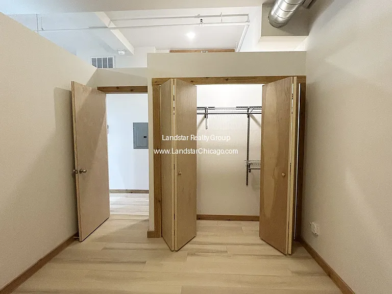 4611 S Ellis Ave #105 — Photo 11