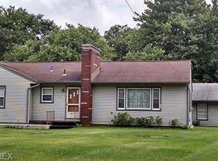473 Harmony Ln, Campbell, OH