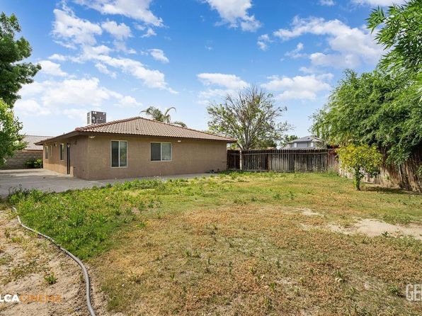 613 Hitchcock Ave, Shafter, CA 93263