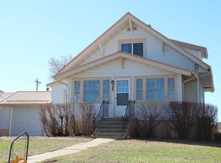 325 W 6th St, Winner, SD 57580