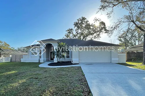 4924 Canterbury Dr Photo 1