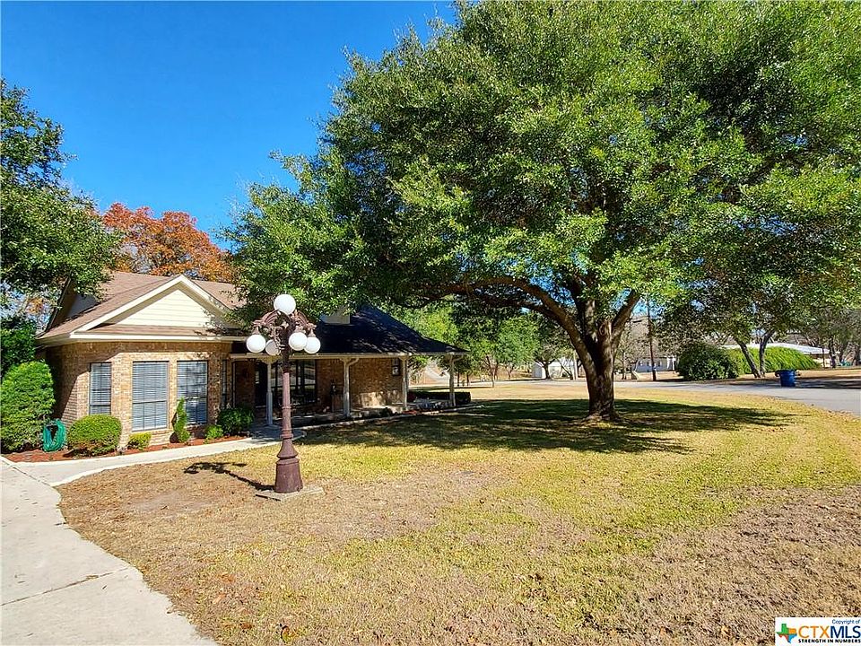 1st image of 616 Mesquite Fls