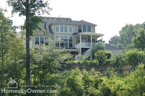 1st image of 7511 Breezy Lake Ln