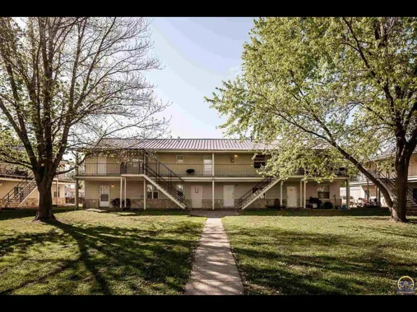 308 8th St #7, Ogden, KS 66517