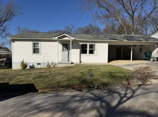 506 6th Ave NW, Winchester, TN 37398