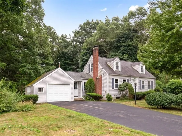 63 Carpenter Rd, Walpole, MA 02081