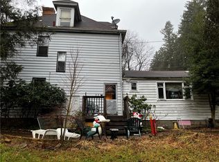 369 Eicher Rd, Pittsburgh, PA 15237