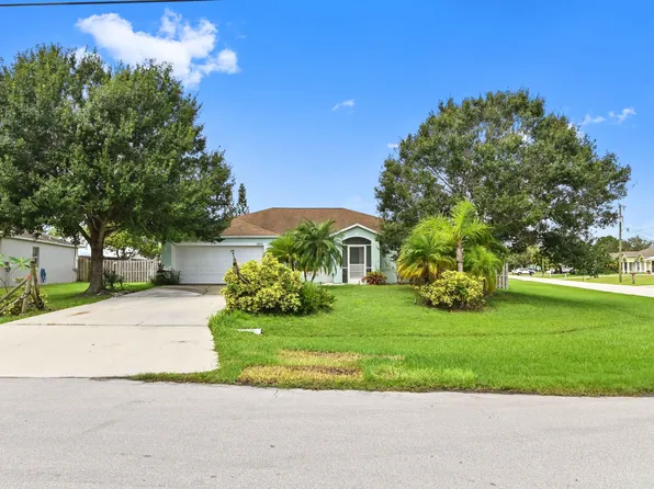 1902 SW Sunglow Street, Port St Lucie, FL 34953