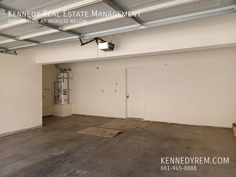 1645 Cactus Dr #B — Photo 12
