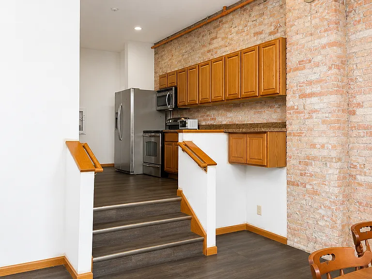 539 Pacific Ave SW #STUDENT — Photo 2