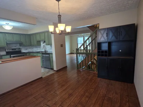 7746 Kidwell Ct, Hanover, MD 21076