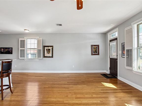 4th image of 3616 Jumonville St