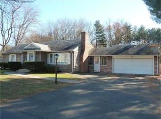 72 Springfield St, Wilbraham, MA 01095