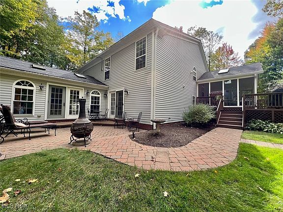 4th image of 11800 Pinehurst Dr