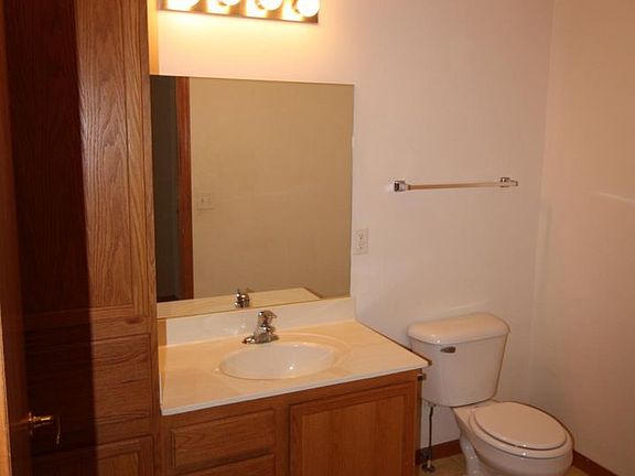 5th image of 4201-4231 Owl Creek Dr #4209