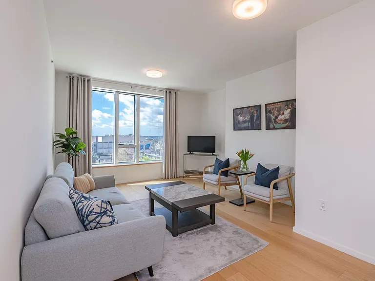 889 Francisco St #802 — Photo 15