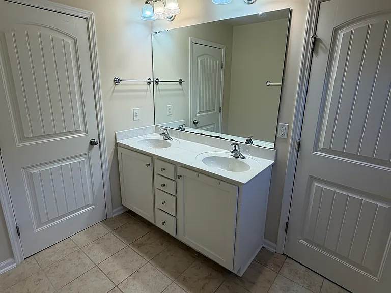 725 Grace Hodge Dr — Photo 16
