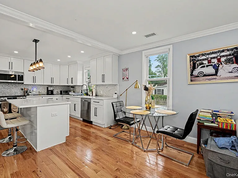 126 Winthrop Ave — Photo 5