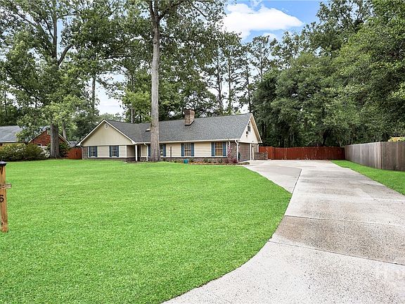 3rd image of 446 Boyd Drive