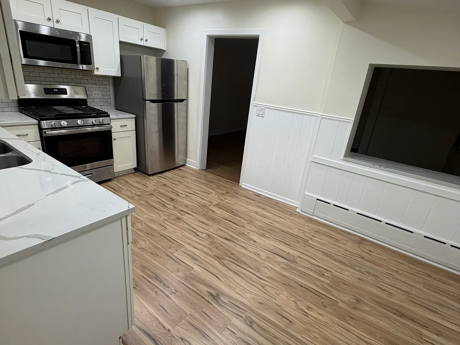 366 Walker Ave — Photo 2