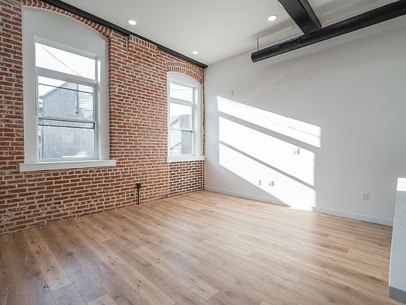 3rd image of 2045-49 Trenton Ave #8