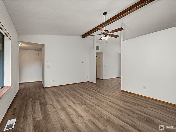 5th image of 3859 Del Bonita Way