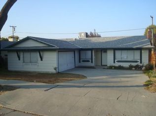 408 Pilgrim Ave, Taft, CA 93268