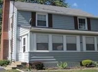 40 Cherry Ave, Niles, OH 44446