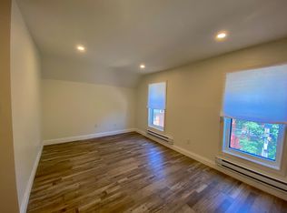 21 Locke St S #C, Hamilton, ON L8P 3Z9