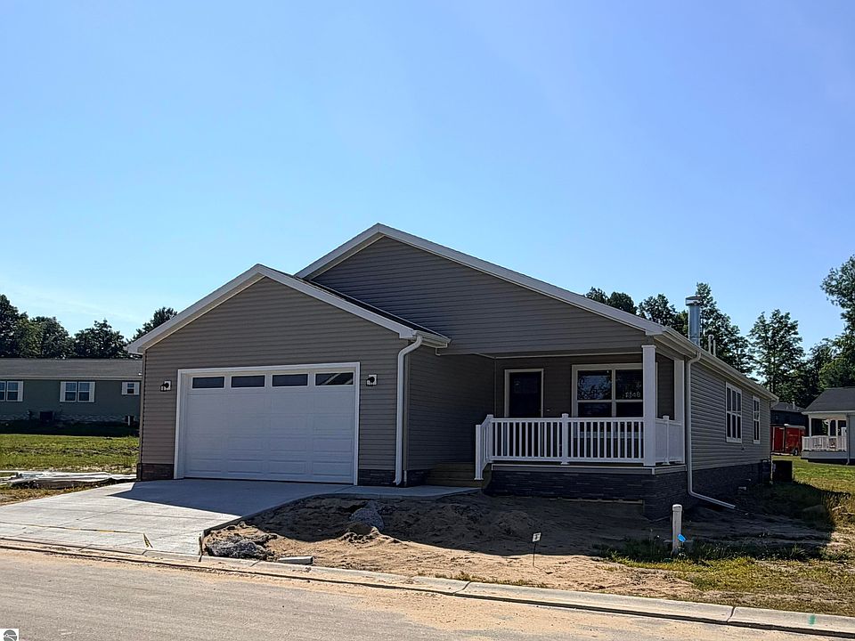 1st image of 2148 Alta Vista Dr