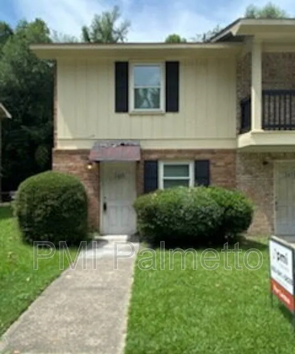 3409 Brookwood Ct