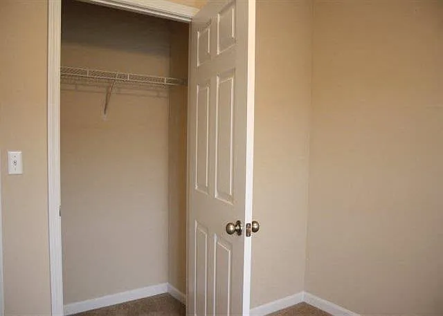 Austin Park Apartments — Photo 18