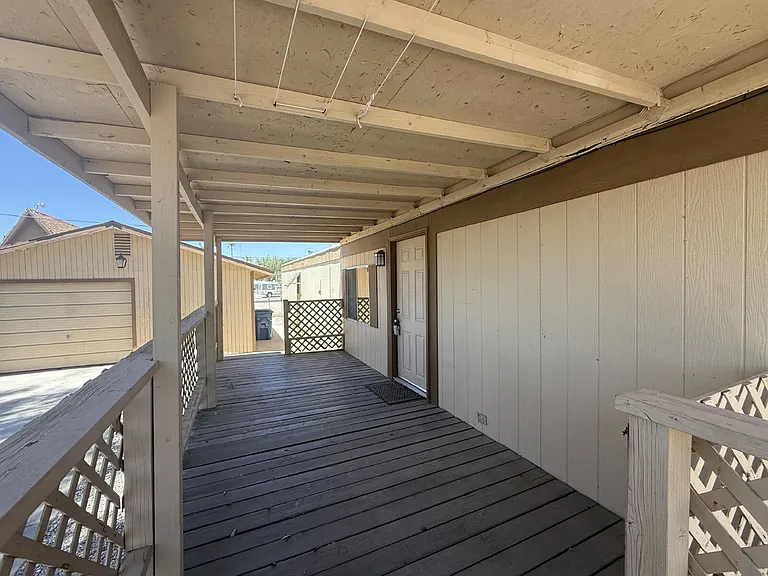 2111 Santa Cruz Ave — Photo 6