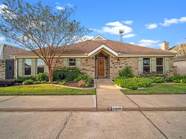 2810 Country Club Drive, Pearland, TX 77581